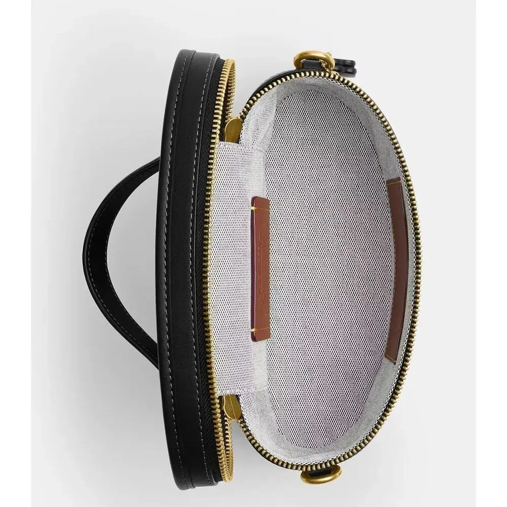 B17-011 NWT Coach Trail Bag CBG93 Black /Gold